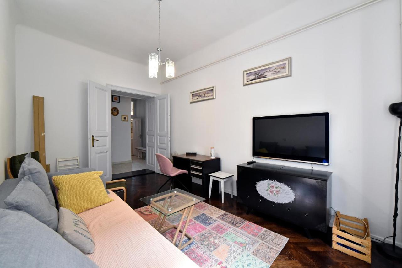 1Br In Central Zagreb & Main Station, Free Parking Appartement Buitenkant foto