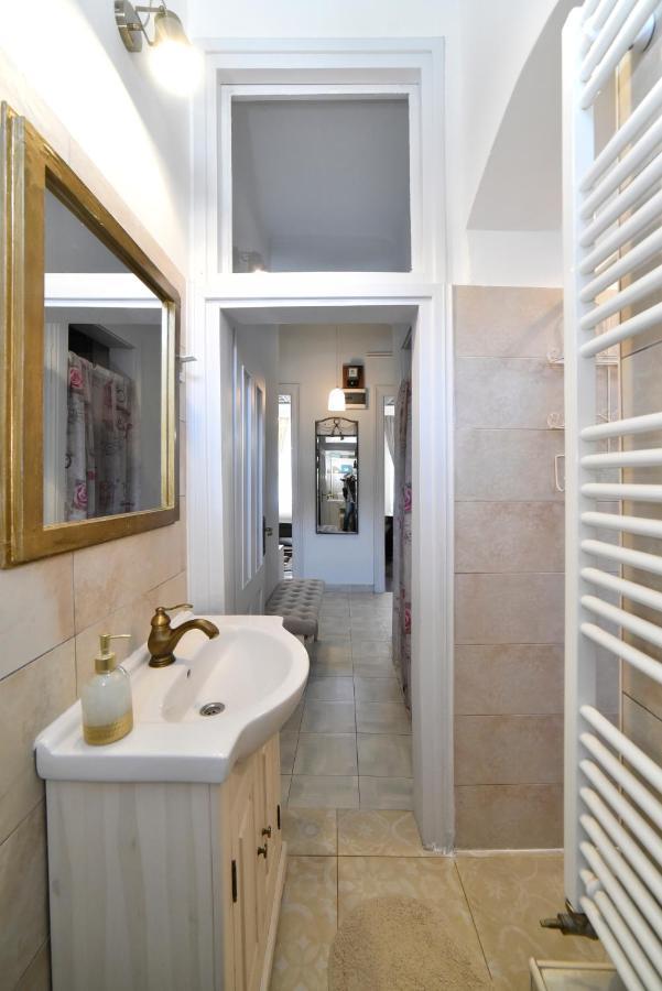 1Br In Central Zagreb & Main Station, Free Parking Appartement Buitenkant foto